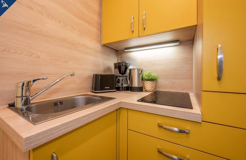Zinnowitz Apartment | Modern studio in Zinnowitz with garden - perfect for two!
