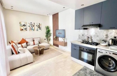 LA GIRONDE Apartment | Modern studio with terrace in Casablanca Maarif