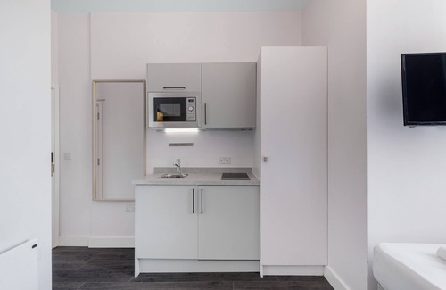 Pembridge House | Modern Studio Notting Hill