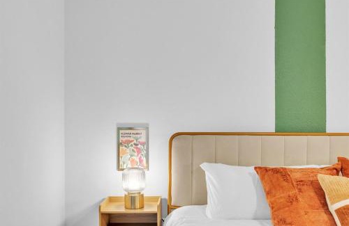 Austin Apartment | Modern Studio Unit Near Downtown, King Bed, WiFi