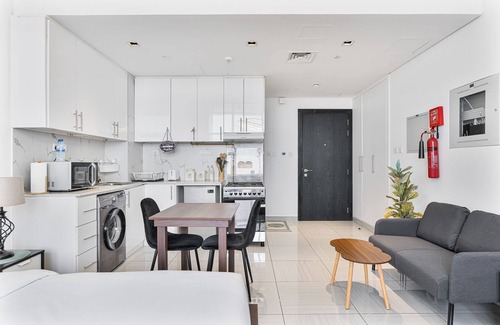 Al Barsha Apartment | Modern Studio with City Views Near Miracle Garden