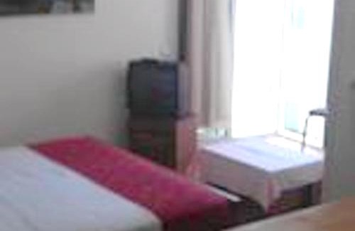 Rana Apartment | Modern Studio with Sea View - Ulcinj - 25 m² - Balcony