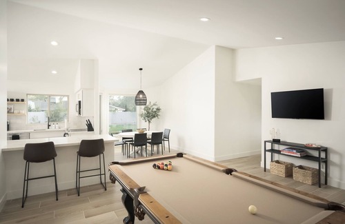 Longmoor Estates House | Modern Stunner with Heated Pool