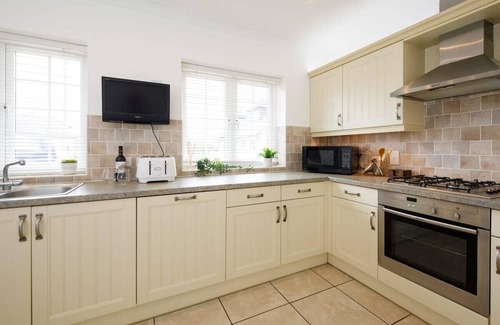 East Wittering House | Modern & stylish seaside family home