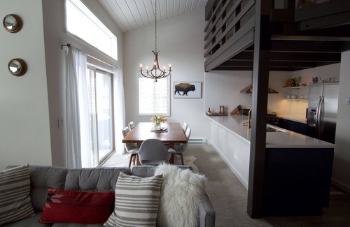 Ketchum Condo | Modern Sun Valley Condo - walk to River Run Base Lodge