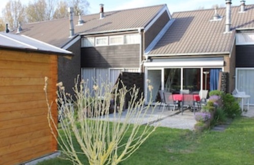 Bruinisse House | Modern, sunny FH by the sea family-friendly top-renovated 18.-21.9.25Last min.