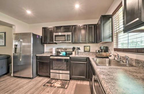 Nashville House | Modern Townhome about 7 Mi to Downtown Nashville!