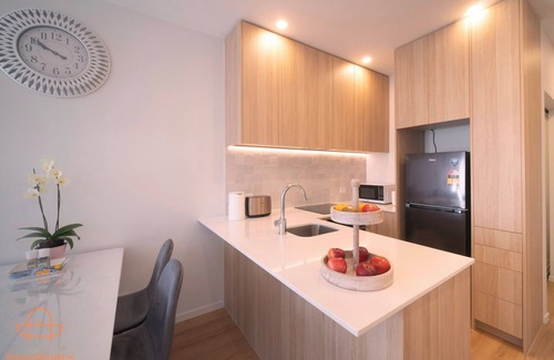 Greenlane - Ellerslie House | Modern Townhouse 15 mins to CBD, near Ellerslie Station