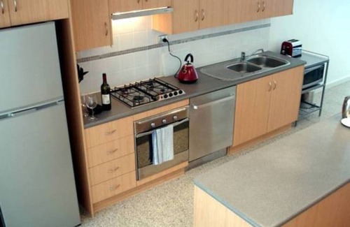 Adelaide Central Business District House | Modern townhouse in Adelaide City