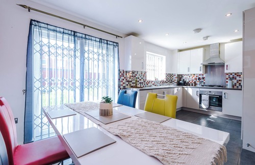 Manchester House | Modern townhouse near Co-op Live Etihad