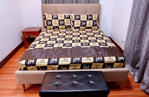 Tanauan City House | Modern Transient room near Tagaytay City