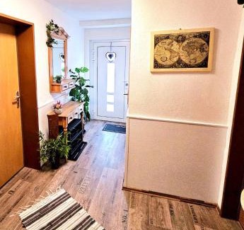 Tann Apartment | Modern trifft Antik