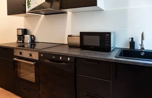 Schoeneberg Apartment | Modern Two Bedroom Apartment in Berlin Schöneberg