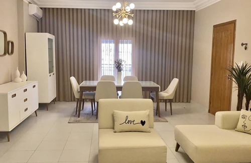 Shaline Apartment | Modern Two Bedroom Apartment, 5 minutes from the Golden beach and Hotels