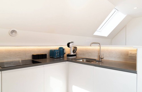 Leyton Apartment | [modern Two Bedroom Flat] in London Near the Station