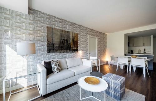 East Cambridge Apartment | Modern Two Bedroom with Views in Cambridge