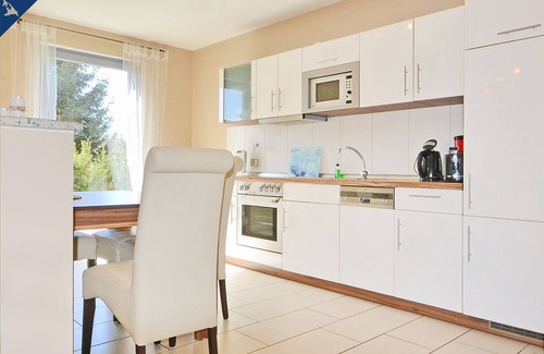Zinnowitz Apartment | Modern vacation apartment in Zinnowitz with terrace, WLAN & playground - ideal for f
