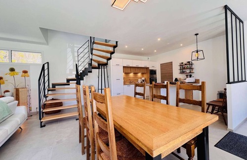 Saint-Pierre-Quiberon Villa | Modern Villa 5 Rooms, Sleeps 8 - Near Wild Coast & Beach