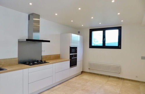 Benerville-sur-Mer Villa | Modern Villa with 4 bedrooms and 3 bathrooms close to the beach
