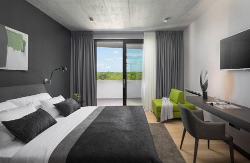 Vela Traba Villa | Modern Villa 55 with Pool and Spa
