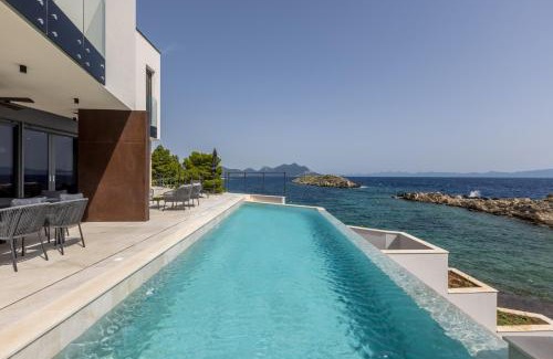 Orebic Villa | Modern villa Mare at sea in Peljesac