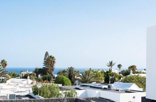 Los Pocillos Villa | Modern villa with air conditioning and Wi-Fi in Puerto del Carmen