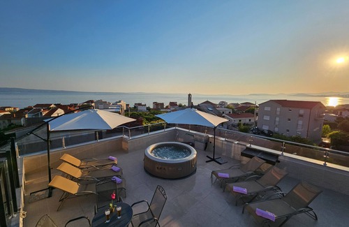 Podstrana Villa | Modern villa with jacuzzi, beautiful sea view, near Split! Villa 36A