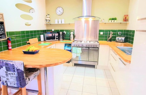 Cambieure Villa | Modern villa with private Heated pool & aircon near Carcassonne sleeps up to 6