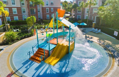 Florida Central Atlantic Coast Condo | Modern Vista Cay nr pool Walk to OCCC close iDrive