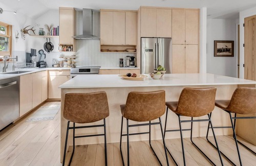Newlands House | Modern & Warm Home in the Heart of Boulder