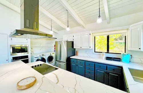 Oakhurst Cabin | Modern Yosemite Cabin – 15min Bass Lake, Sleeps 8
