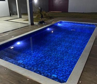 Americana House | Moderna área com Wi-Fi e ar condicionado