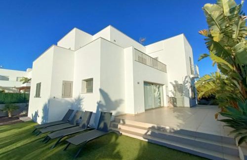 Can Ramon House | Moderna casa con piscina privada