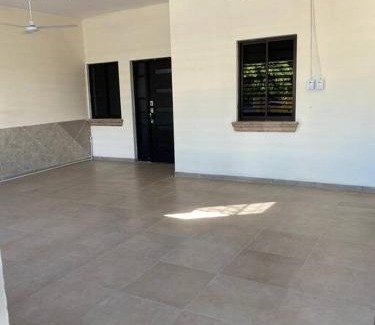 Los Mochis House | Moderna Casa con Jacuzzi Hidromasaje
