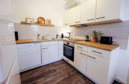 Naumburg Apartment | Moderne Fewo mit Balkon und Parkplatz - salt apartments