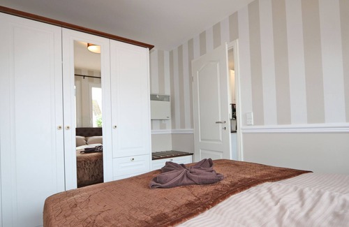 Ostseebad Wustrow House | Moderner 2-zimmer Bungalow mit Herrlicher Terrasse - 40 m vom Strand Entfernt!