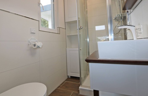 Ostseebad Wustrow House | Moderner 2-zimmer Bungalow mit Herrlicher Terrasse - 40 m vom Strand Entfernt!