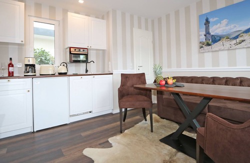 Ostseebad Wustrow House | Moderner 2-zimmer Bungalow mit Herrlicher Terrasse - 40 m vom Strand Entfernt!
