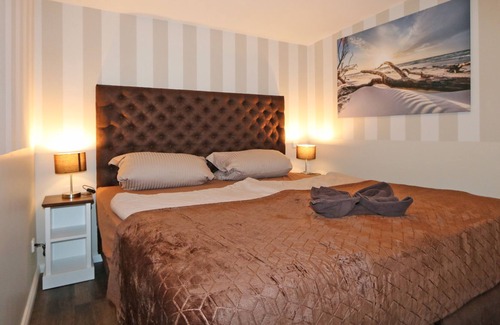 Ostseebad Wustrow House | Moderner 2-zimmer Bungalow mit Herrlicher Terrasse - 40 m vom Strand Entfernt!