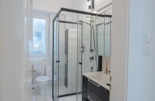 Mitte Apartment | Modernes Apartment 4 Personen Zentral 56qm WLAN gehobene Ausstattung