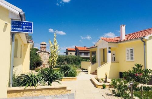 Dobropoljana House | Modernes Ferienhaus in Dobropoljana mit Terrasse, Garten und Grill
