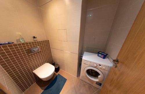 Prague 3 Apartment | Modernes Studio in Prag mit eigenem Parkplatz
