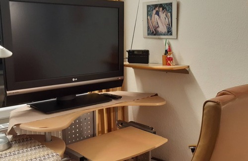 Rederscheid Apartment | Modernisiertes Appartment mit Rheinblick