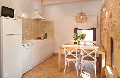 Campos Villa | Modernized finca with pool and garden, ideal for large groups near Felanitx