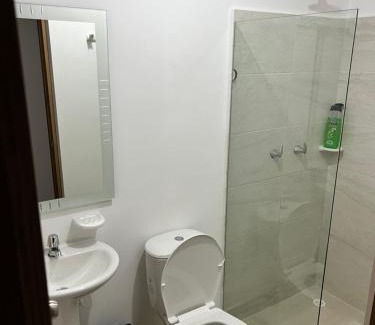 Ciudad Lineal Apartment | Moderno apartamento a 10 minutos del centro