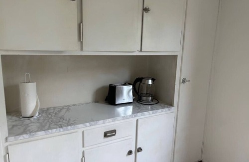 Seefeld Apartment | Modest studio in the city center (Cross 4)