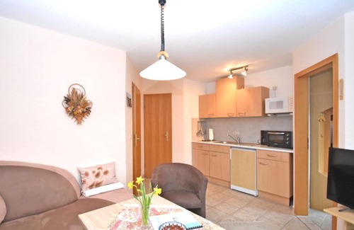 Schwarzenbrunn Apartment | Modish Apartment in Sohl with Terrace