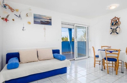 Mandre Apartment | Modra kuca 3