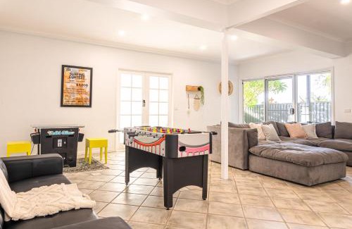 Moffat Beach House | Moffat Beach Retreat, Pet-friendly & Ocean Views