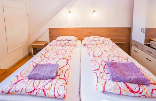 Rozsadomb House | Mohacsi Guesthouse